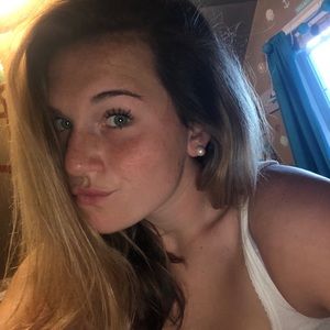 Meet your Posher, Jillian